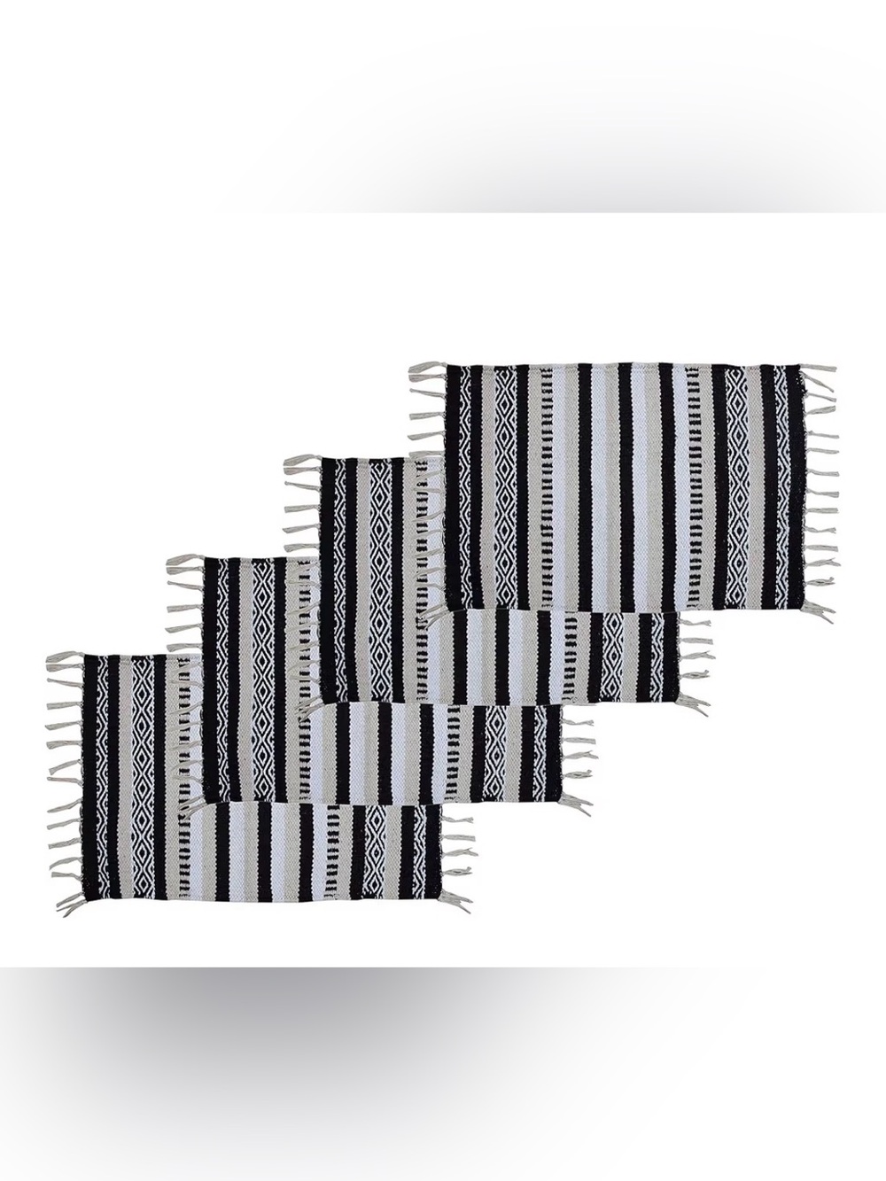 Amazon set of 4 black/cream patterned rectangular placemats.